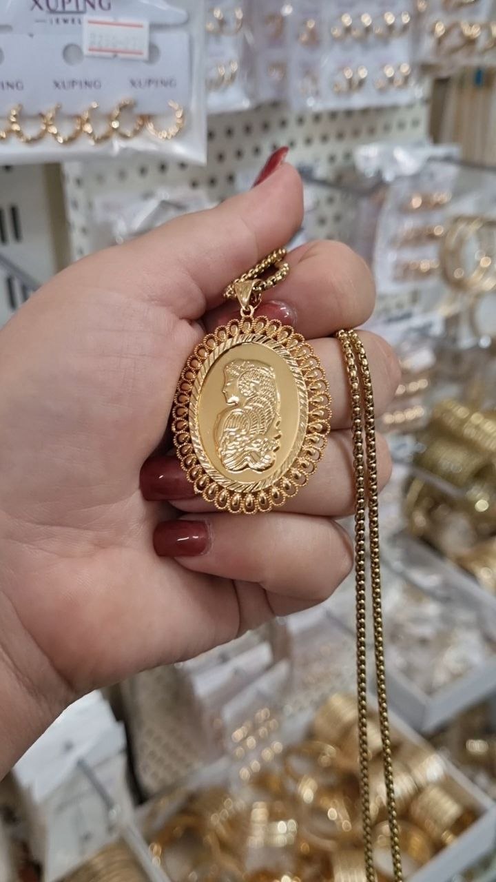 گردنبند بلند طلاروس